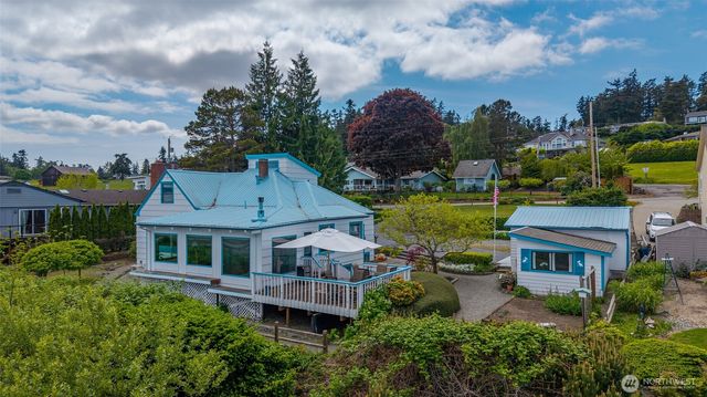 3224 SW Scenic Heights Street, Oak Harbor, WA 98277