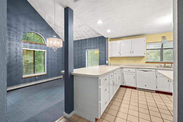 46 Harper Ridge Road, Hampstead, NH 03826