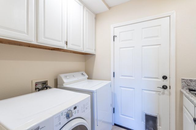 3126 Riesling Path, Redding, CA 96001