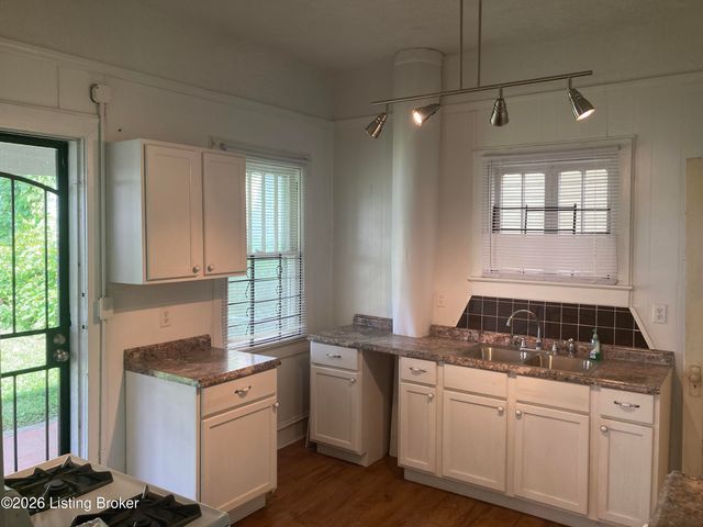 2519 Magazine St, Louisville, KY 40211
