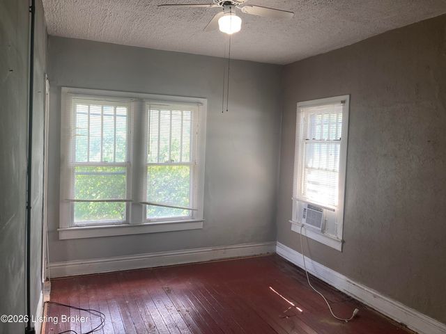 2519 Magazine St, Louisville, KY 40211