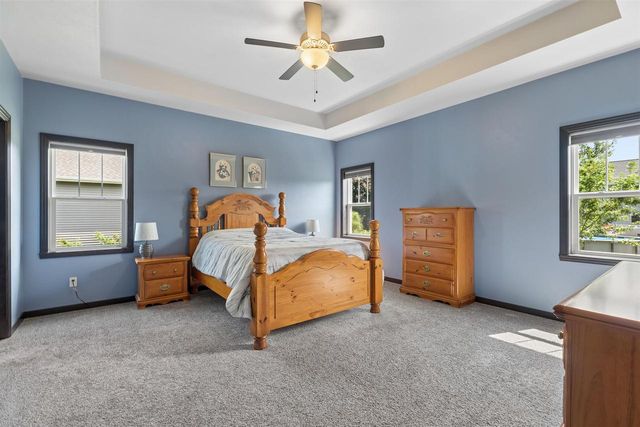2127 W KOHL DRIVE, Appleton, WI 54913