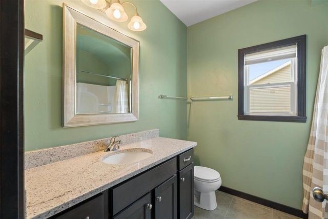 2127 W KOHL DRIVE, Appleton, WI 54913