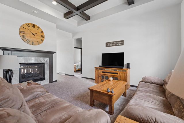 2127 W KOHL DRIVE, Appleton, WI 54913