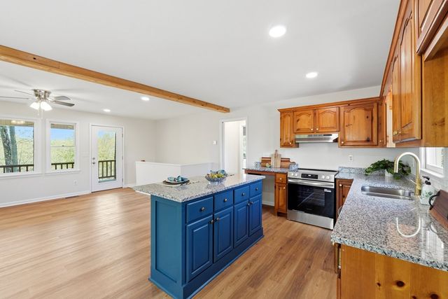 183 Dogwood Court, Ellijay, GA 30540