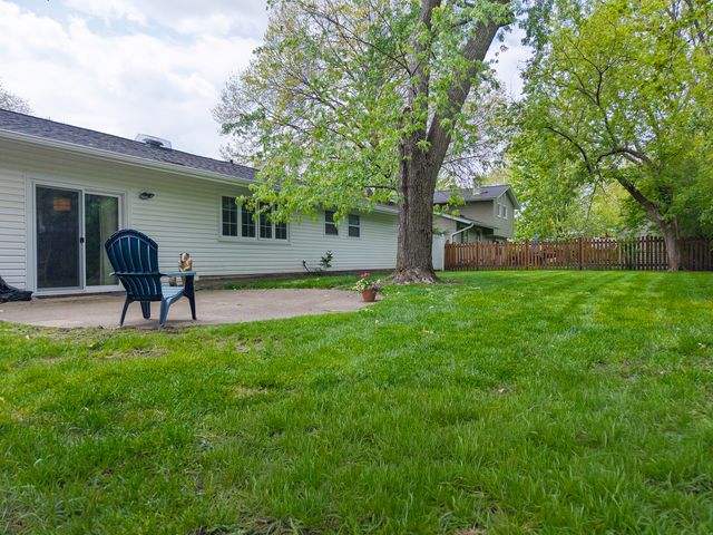 852 E Anderson Drive, Palatine, IL 60074