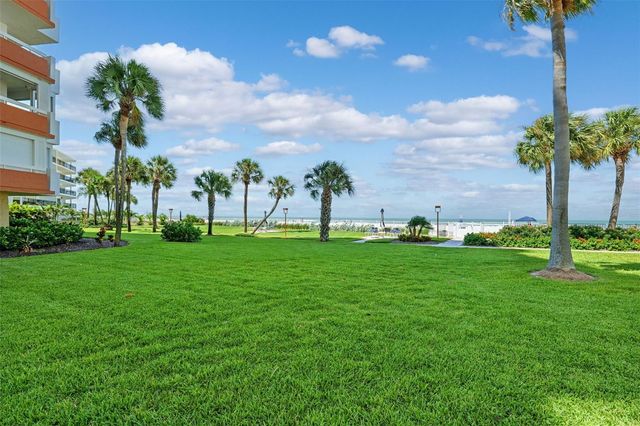 17940 GULF BOULEVARD 11E, Redington Shores, FL 33708