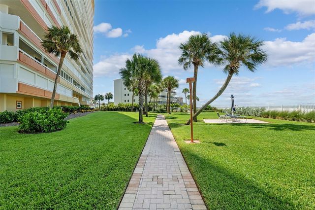 17940 GULF BOULEVARD 11E, Redington Shores, FL 33708