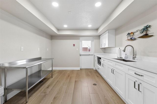 17940 GULF BOULEVARD 11E, Redington Shores, FL 33708