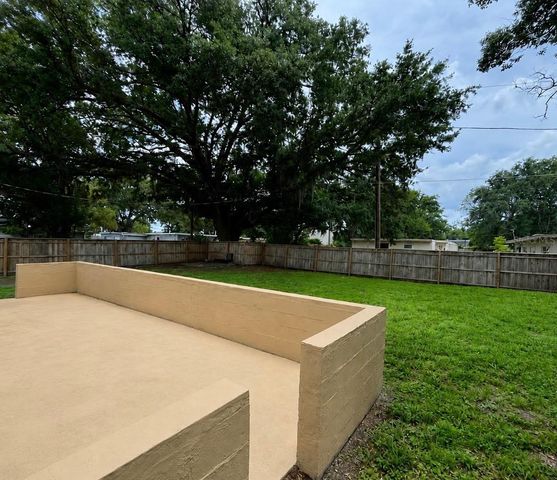 8 E CYPRESS STREET, Winter Garden, FL 34787