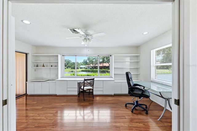 5451 GOLF POINTE DRIVE V-225, Sarasota, FL 34243