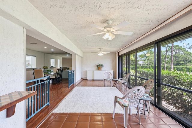 5451 GOLF POINTE DRIVE V-225, Sarasota, FL 34243