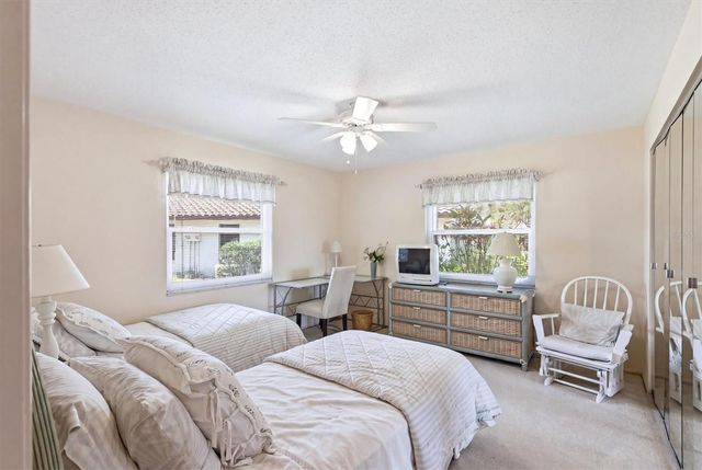 5451 GOLF POINTE DRIVE V-225, Sarasota, FL 34243