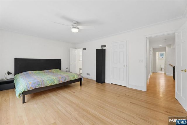 585 W Englewood Avenue, Teaneck, NJ 07666