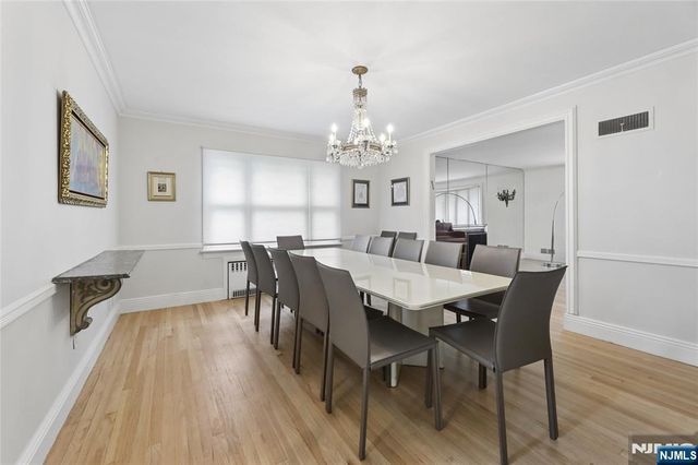 585 W Englewood Avenue, Teaneck, NJ 07666