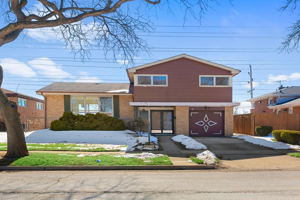 7745 Beckwith Road, Morton Grove, IL 60053