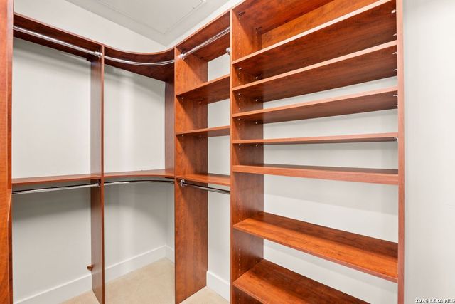 610 E Market St Unit 3110, San Antonio, TX 78205