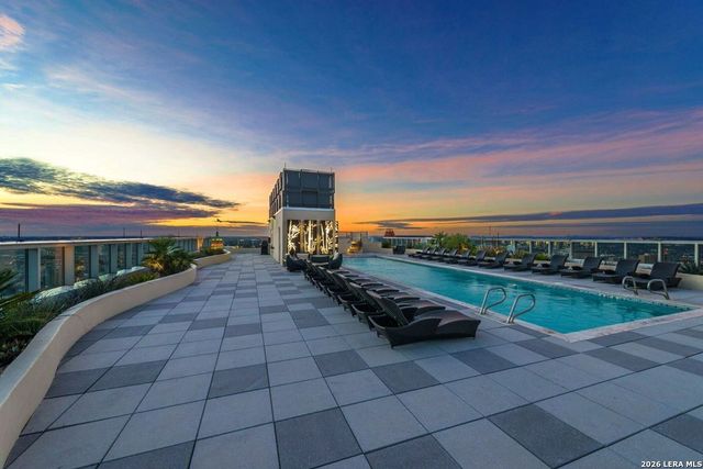 610 E Market St Unit 3110, San Antonio, TX 78205