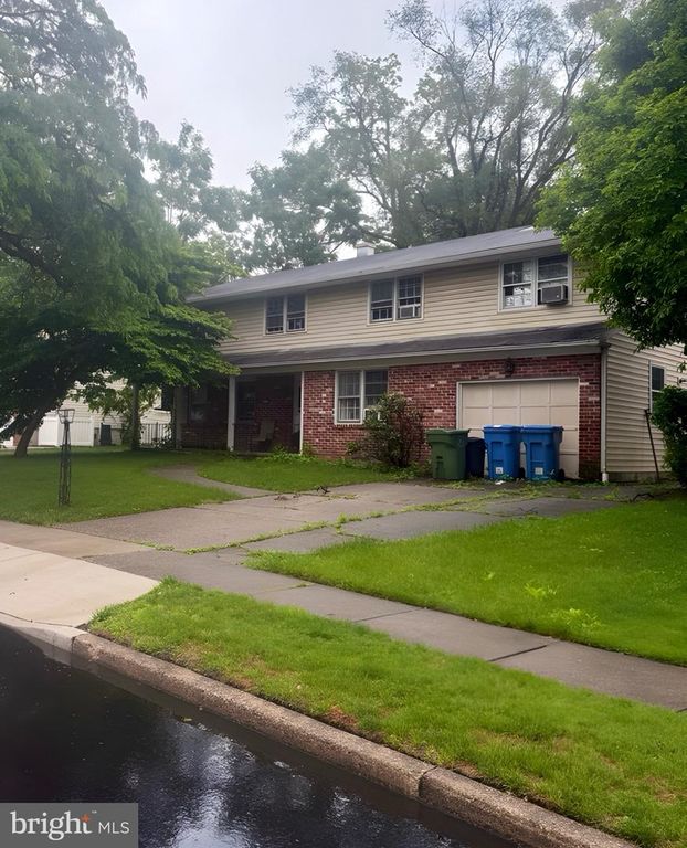 1763 HILLSIDE DR, Cherry Hill, NJ 08003