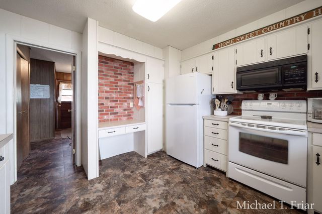 3668 Sunny Drive, Sears, MI 49679