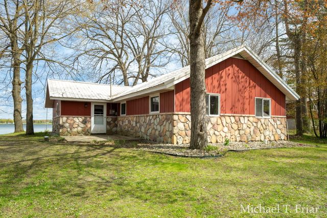 3668 Sunny Drive, Sears, MI 49679