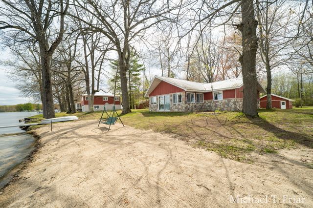 3668 Sunny Drive, Sears, MI 49679