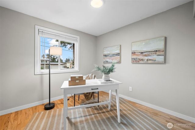 16519 116th Place SE, Renton, WA 98058