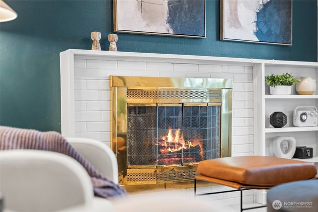 16519 116th Place SE, Renton, WA 98058