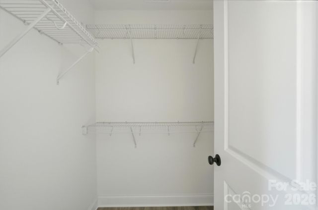210 8th Avenue Drive SE, Hickory, NC 28602