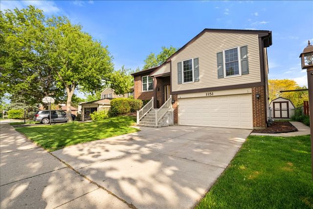 1151 W Bryn Mawr Avenue, Roselle, IL 60172