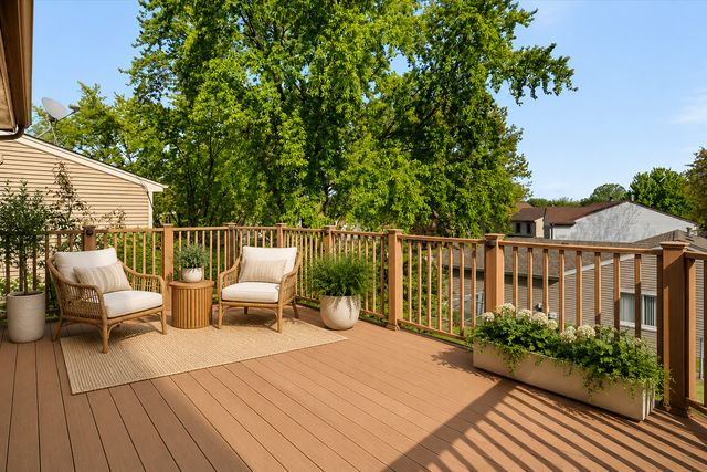 1151 W Bryn Mawr Avenue, Roselle, IL 60172