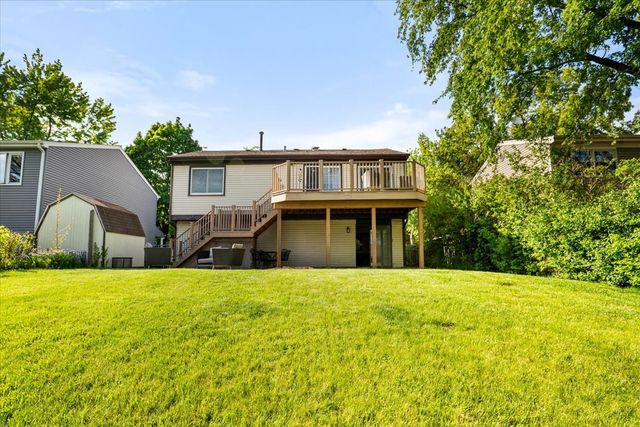 1151 W Bryn Mawr Avenue, Roselle, IL 60172