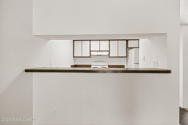 1656 Sunny Brook Lane NE L101,103,104,201,203,204, Palm Bay, FL 32905