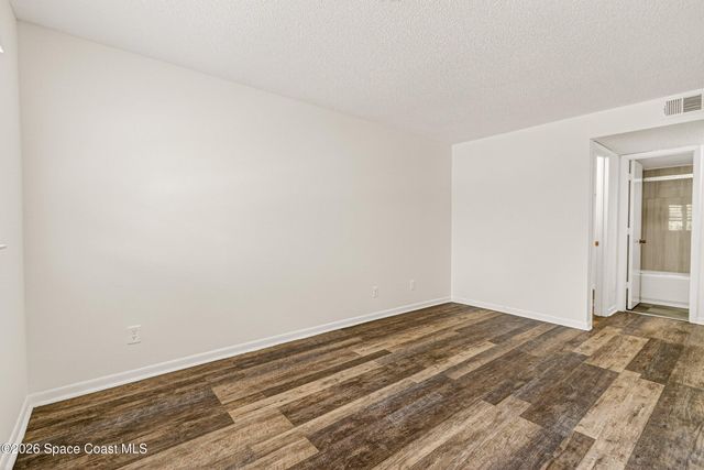 1656 Sunny Brook Lane NE L101,103,104,201,203,204, Palm Bay, FL 32905