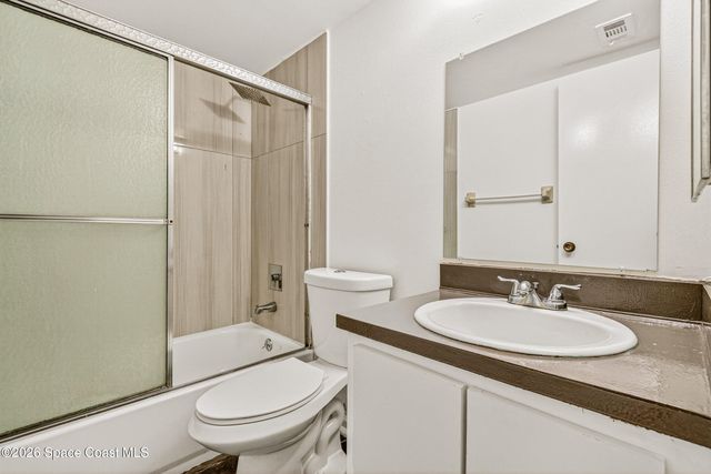 1656 Sunny Brook Lane NE L101,103,104,201,203,204, Palm Bay, FL 32905