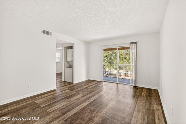 1656 Sunny Brook Lane NE L101,103,104,201,203,204, Palm Bay, FL 32905