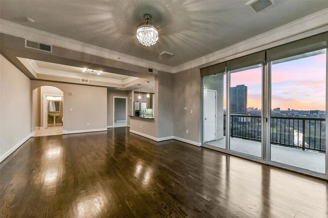 3333 Allen Parkway 1609, Houston, TX 77019