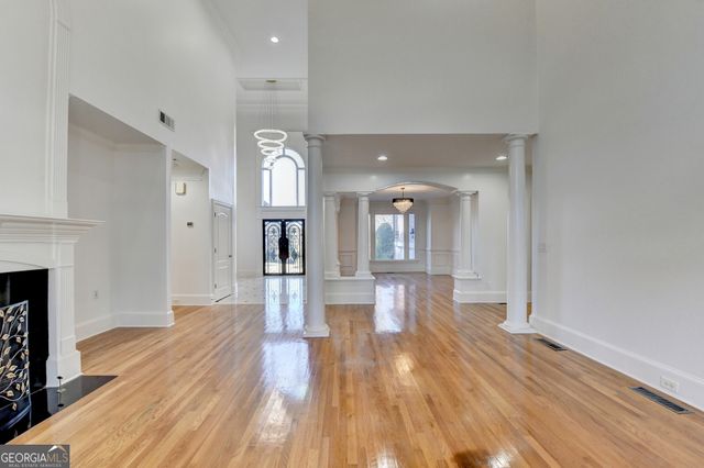 7970 Saint Marlo Fairway Drive, Duluth, GA 30097