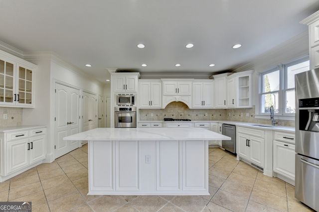 7970 Saint Marlo Fairway Drive, Duluth, GA 30097