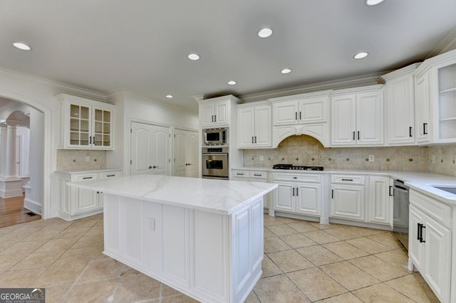 7970 Saint Marlo Fairway Drive, Duluth, GA 30097