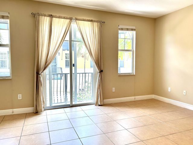 3803 NW 5th Terrace, Boca Raton, FL 33431