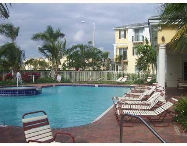 3803 NW 5th Terrace, Boca Raton, FL 33431