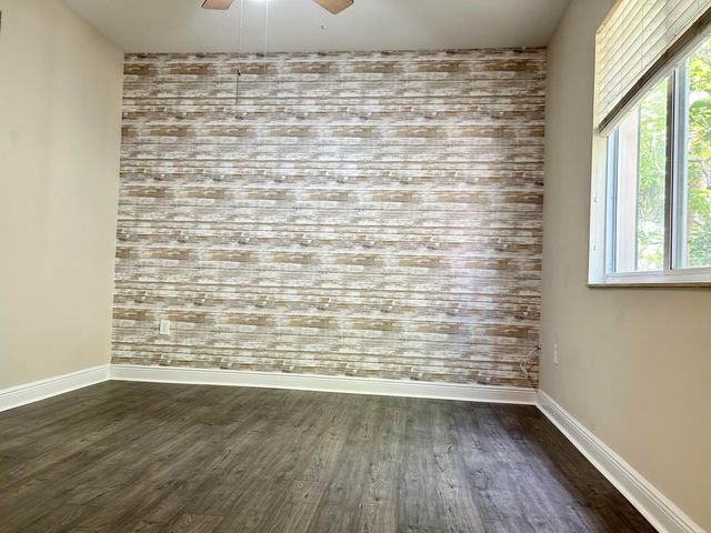 3803 NW 5th Terrace, Boca Raton, FL 33431