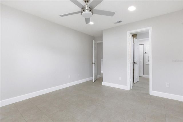 2504 GRASSY POINT DRIVE 204, Lake Mary, FL 32746