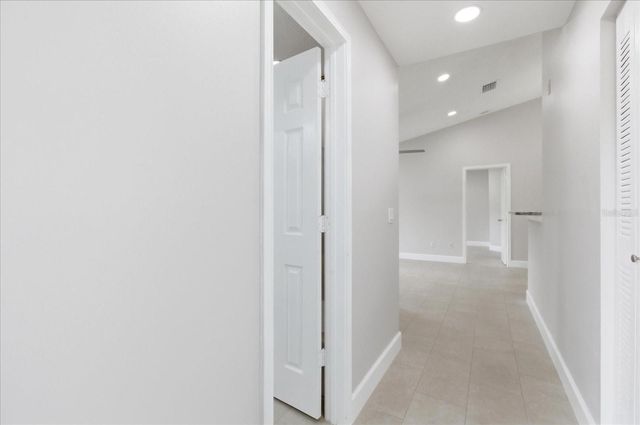 2504 GRASSY POINT DRIVE 204, Lake Mary, FL 32746