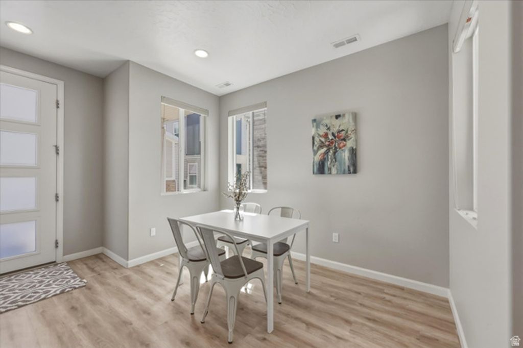 Image 8 of property listing at 1751 N 1280 E, Payson, UT 84651