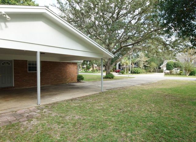 315 NE Sudduth Circle, Fort Walton Beach, FL 32548