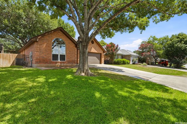 935 Parkdale, New Braunfels, TX 78130