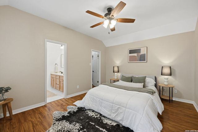 935 Parkdale, New Braunfels, TX 78130