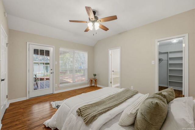 935 Parkdale, New Braunfels, TX 78130